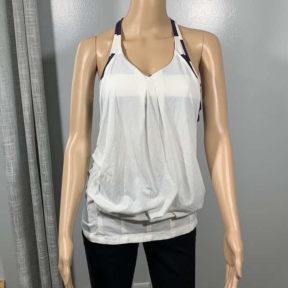 Lululemon No Limits Tank Top White with Blue Stripe size 8 Yoga Run Workout - Picture 1 of 6